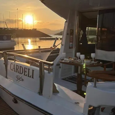 Boat Cardeli